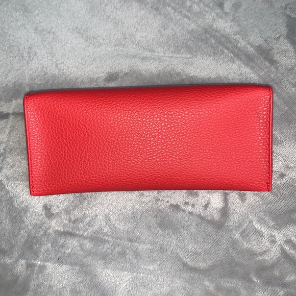 Guess Red Sunglasses Case - Picture 4 of 6